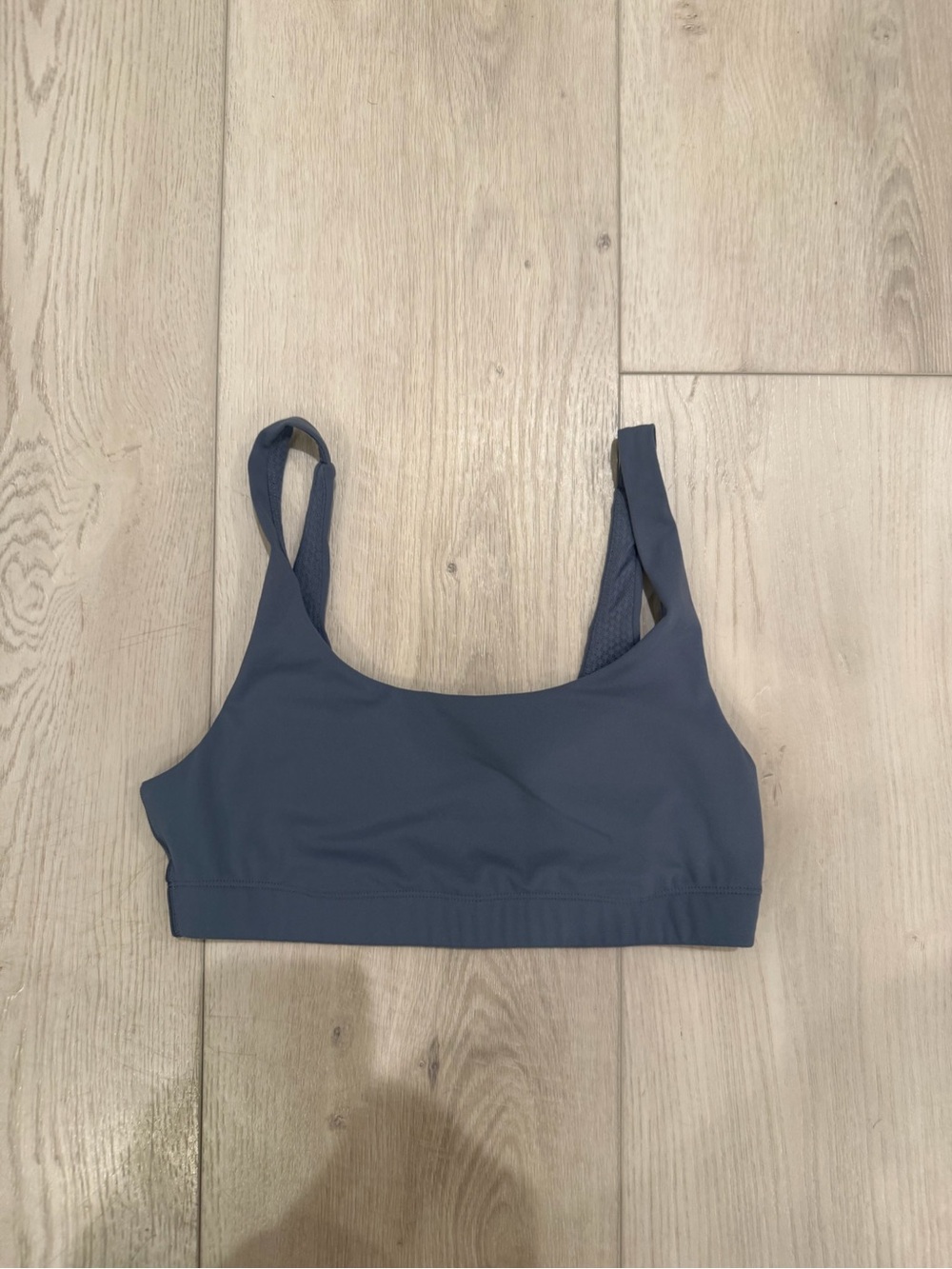Vuori daily sports bra in azure size small